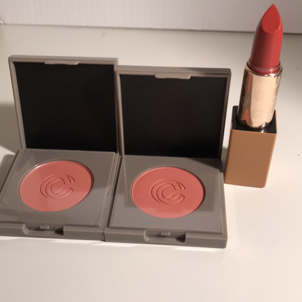 Complex culture lip and cheek lot new